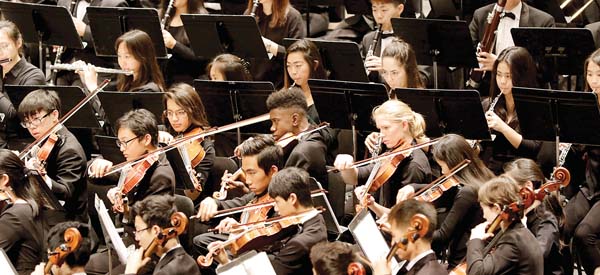 Must See: Hawaii Youth Symphony and Raiatea Helm